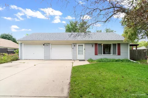 8 Shermead Rd, Montgomery, IL 60538