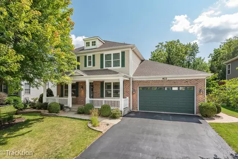 822 Lenox Ave, Bolingbrook, IL 60490