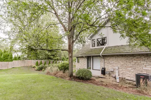 63 Malibu Ct, Burr Ridge, IL 60527 photo 38