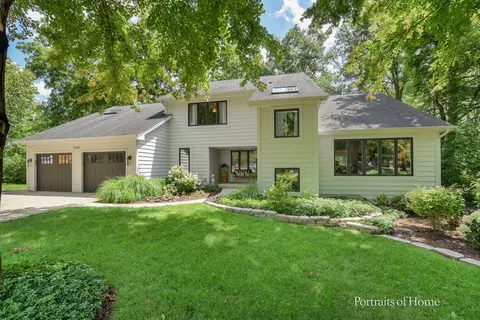1172 Standish Ct, Naperville, IL 60540
