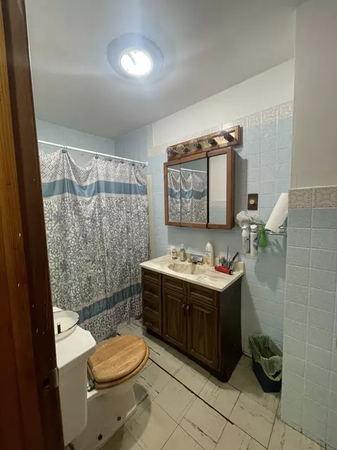 Bath - 13076 Cherry Rd, Genoa, IL 60135 photo 1 of 1