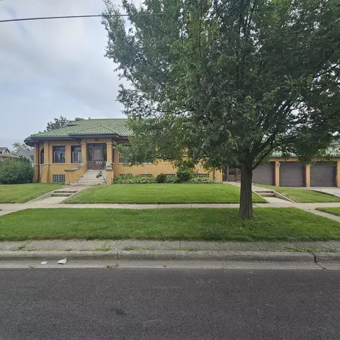 416 N 4th Ave, Maywood, IL 60153