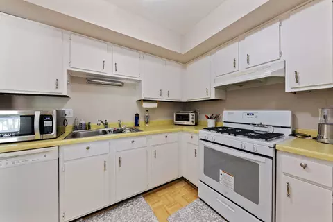1568 Elder Dr, Aurora, IL 60506 photo 8
