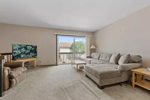 1568 Elder Dr, Aurora, IL 60506 photo 3