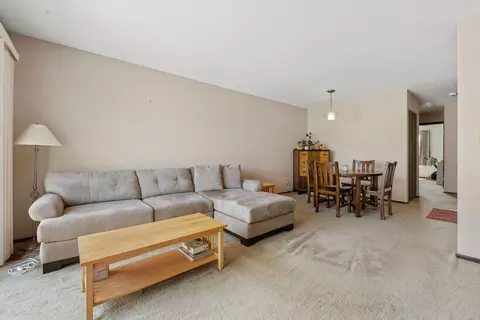 1568 Elder Dr, Aurora, IL 60506 photo 4