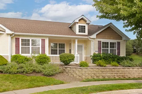12116 White Tail Ln, Huntley, IL 60142