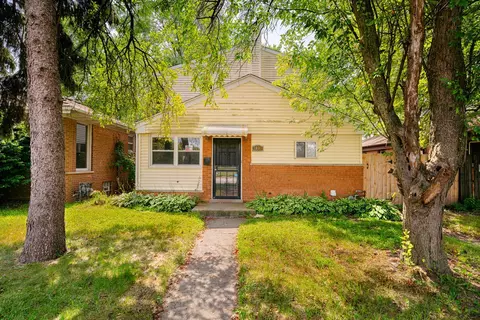 1031 E 142nd St, Dolton, IL 60419