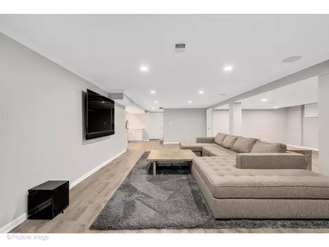 Other - 48 Devonshire Dr, Oak Brook, IL 60523 photo 5 of 5