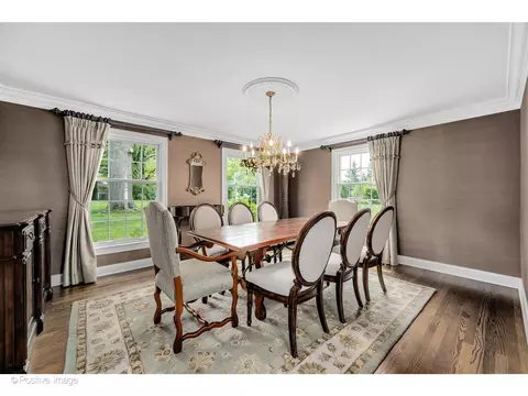 Dining - 48 Devonshire Dr, Oak Brook, IL 60523 photo 1 of 4
