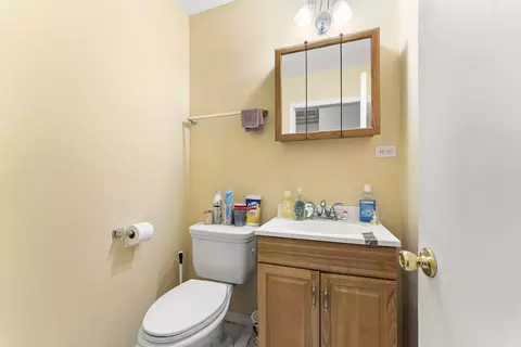 Bath - 14807 Irving Ave, Dolton, IL 60419 photo 1 of 2