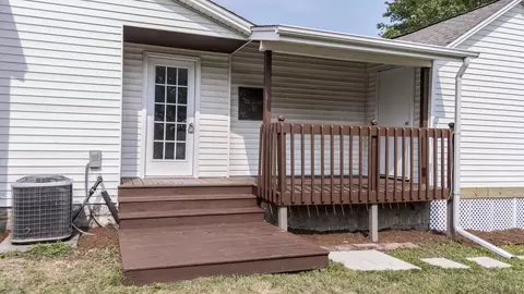 502 E North St, Danvers, IL 61732 photo 27