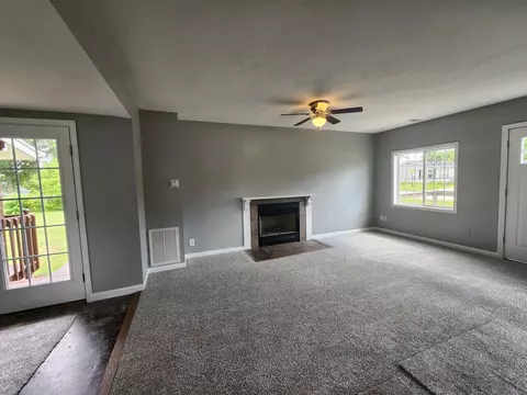 502 E North St, Danvers, IL 61732 photo 21
