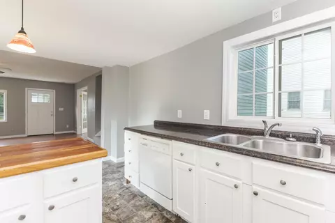 502 E North St, Danvers, IL 61732 photo 14