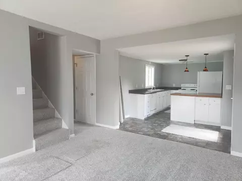 502 E North St, Danvers, IL 61732 photo 9