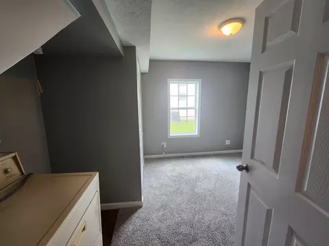 502 E North St, Danvers, IL 61732 photo 18
