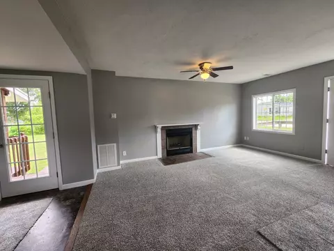 502 E North St, Danvers, IL 61732 photo 7