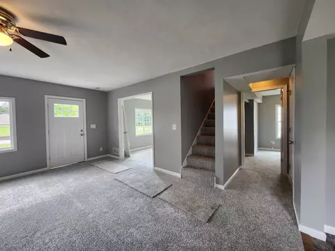 502 E North St, Danvers, IL 61732 photo 6
