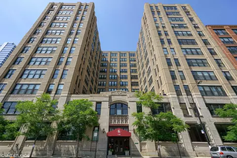 728 W Jackson Blvd #706, Chicago, IL 60661