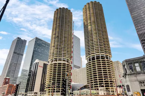 300 N State St #5301, Chicago, IL 60654