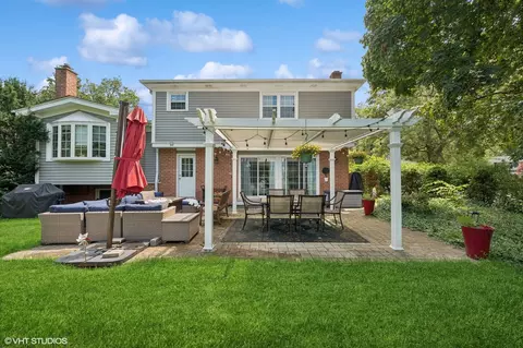 1500 Sequoia Trl, Glenview, IL 60025 photo 17