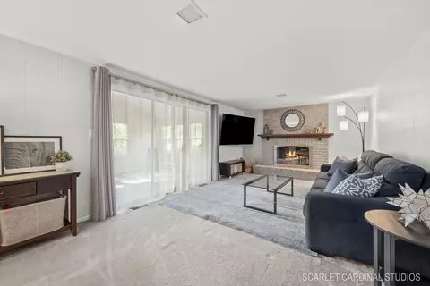 1541 Chippewa Dr, Naperville, IL 60563 photo 10
