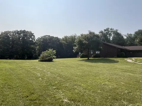 Exterior - 8569 N 2300 East Rd, Downs, IL 61736 photo 19 of 20