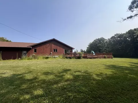 Exterior - 8569 N 2300 East Rd, Downs, IL 61736 photo 10 of 20