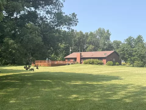 Exterior - 8569 N 2300 East Rd, Downs, IL 61736 photo 16 of 20