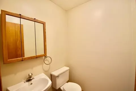 Bath - 8569 N 2300 East Rd, Downs, IL 61736 photo 1 of 4