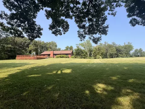 Exterior - 8569 N 2300 East Rd, Downs, IL 61736 photo 15 of 20