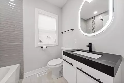 1646 E 83rd Pl, Chicago, IL 60617 photo 8