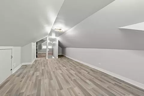 1646 E 83rd Pl, Chicago, IL 60617 photo 21