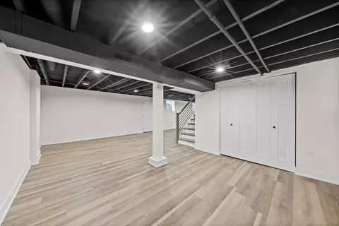 1646 E 83rd Pl, Chicago, IL 60617 photo 33