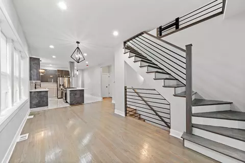 1646 E 83rd Pl, Chicago, IL 60617 photo 3