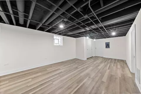 1646 E 83rd Pl, Chicago, IL 60617 photo 37