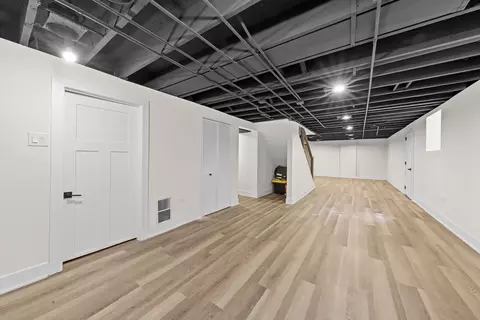1646 E 83rd Pl, Chicago, IL 60617 photo 34