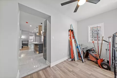 1646 E 83rd Pl, Chicago, IL 60617 photo 15