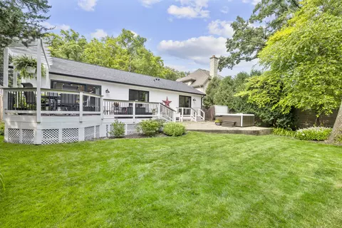 Exterior - 117 E Blodgett Ave, Lake Bluff, IL 60044 photo 11 of 13