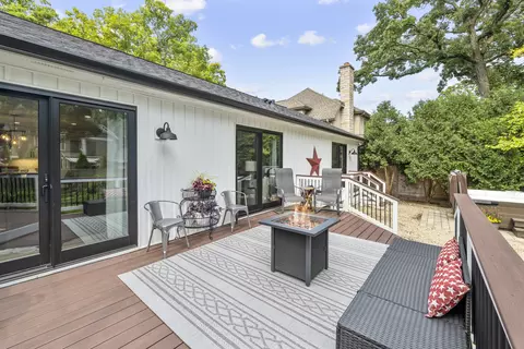 Exterior - 117 E Blodgett Ave, Lake Bluff, IL 60044 photo 9 of 13