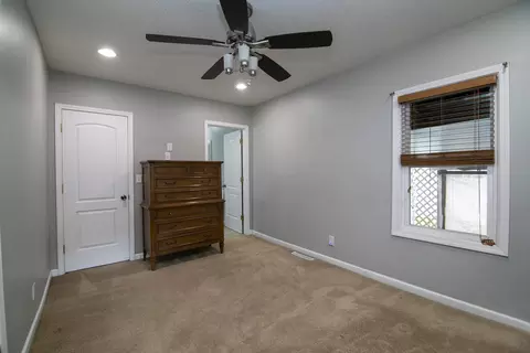 855 W Bridge St, Kankakee, IL 60901 photo 14
