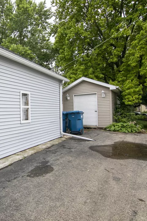 855 W Bridge St, Kankakee, IL 60901 photo 18