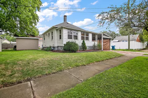855 W Bridge St, Kankakee, IL 60901