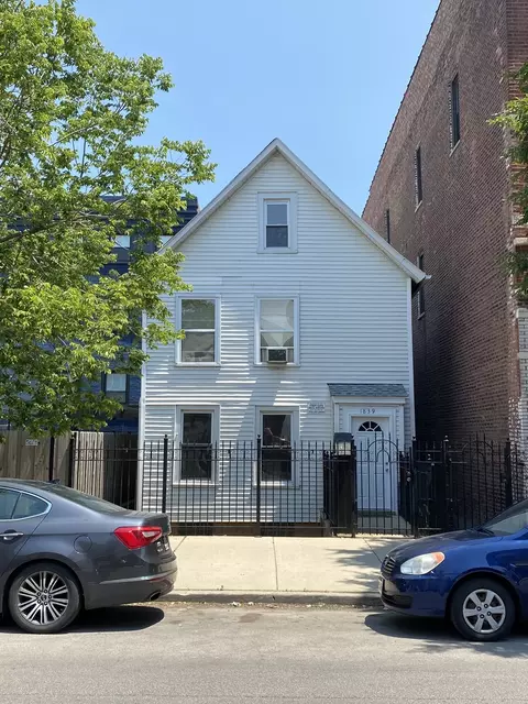 1839 S Racine Ave, Chicago, IL 60608
