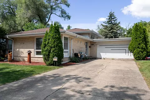2210 High Ridge Pkwy, Hillside, IL 60162