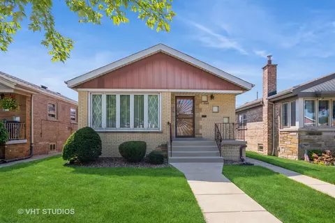 5544 S Menard Ave, Chicago, IL 60638