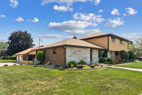 16629 84th Ave, Tinley Park, IL 60477