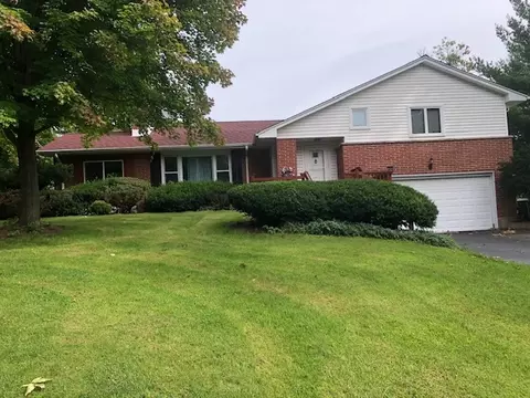 4603 North Ct, Crystal Lake, IL 60012