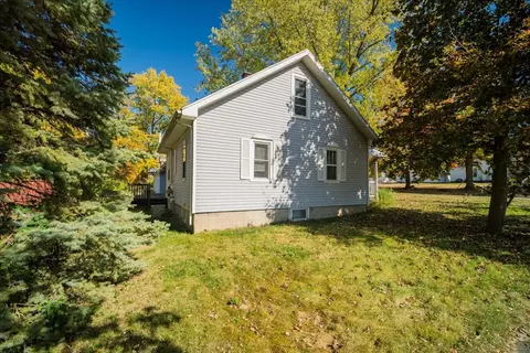 721 E Main St, Clinton, IL 61727 photo 33