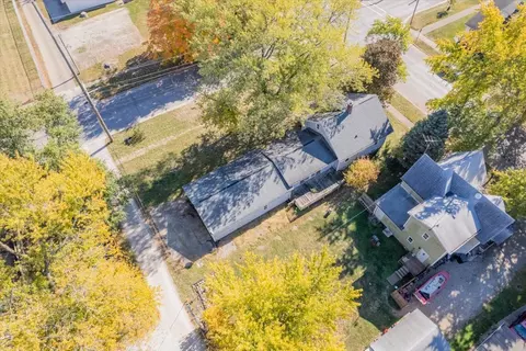 721 E Main St, Clinton, IL 61727 photo 36