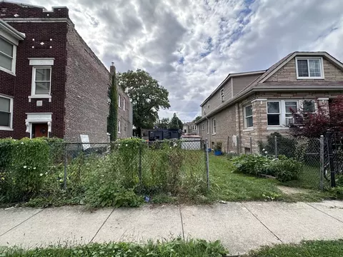 6134 S Artesian Ave, Chicago, IL 60629 photo 1